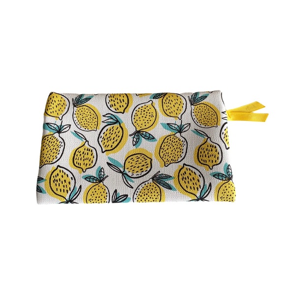 new Ipsy Lemons Makeup Bag ㋛ April 2019 ㋛ Bag Only ㋛ Spill Proof Lining ㋛ - Picture 3 of 6